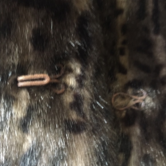 Faux Fur Coat - Like New - Picture 5 of 6